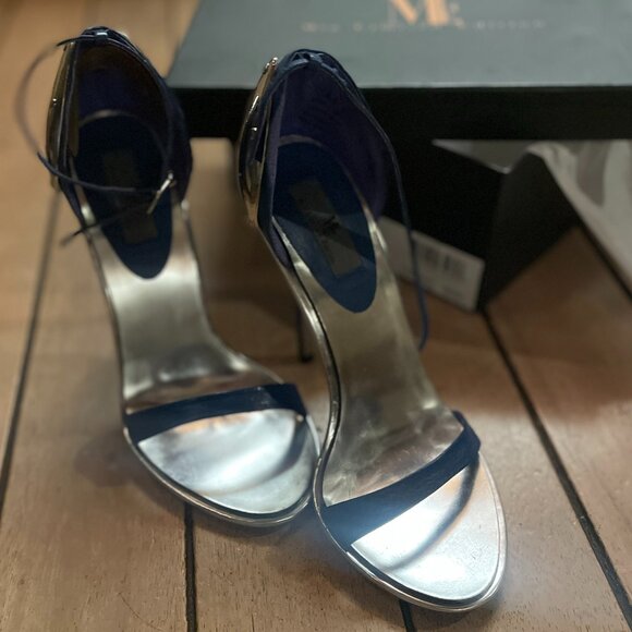 MIA Limited Edition "Lenny" Heels - Picture 12 of 13